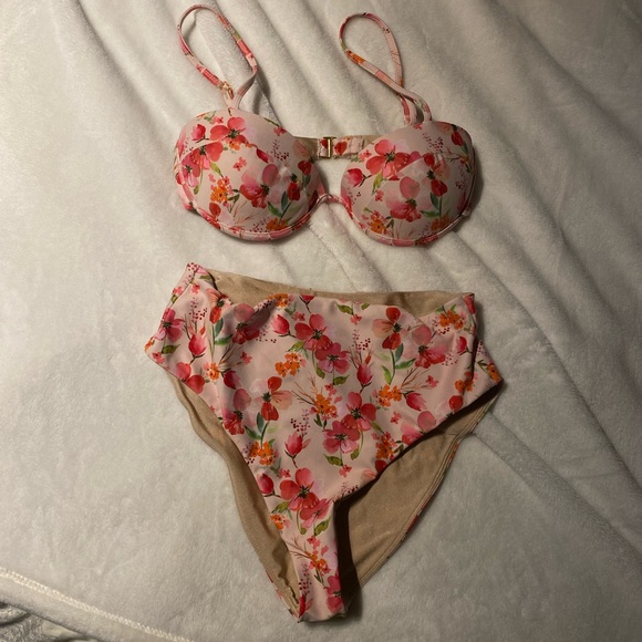 LPA Ruth peach floral bikini from revolve - Picture 6 of 10